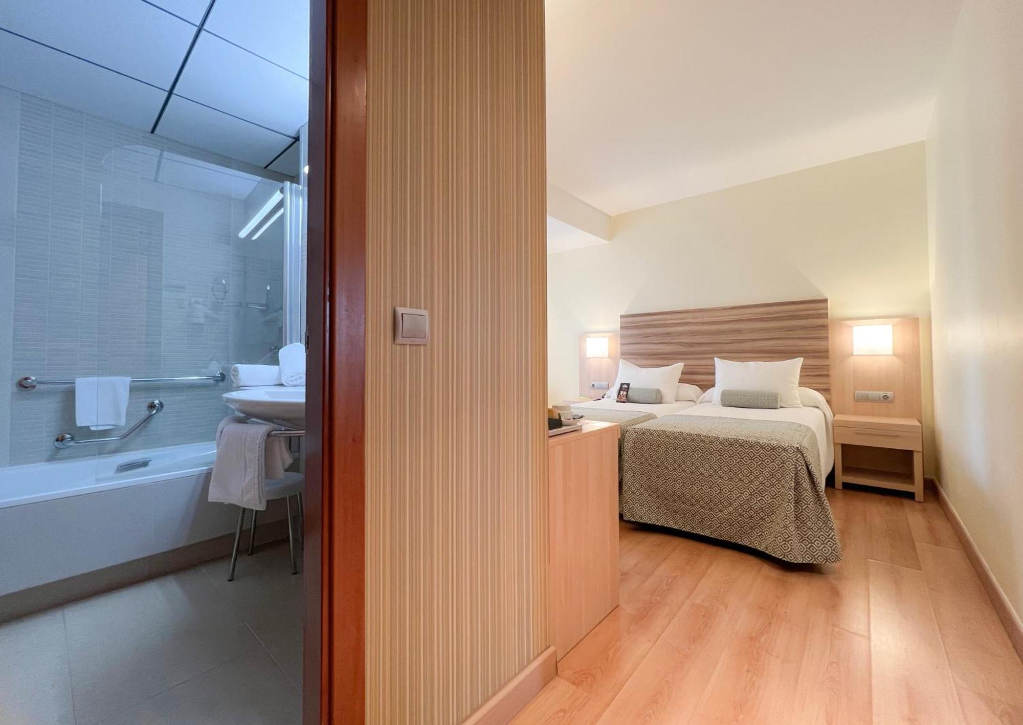 Hotel Riviera Beachotel - Adults Recommended