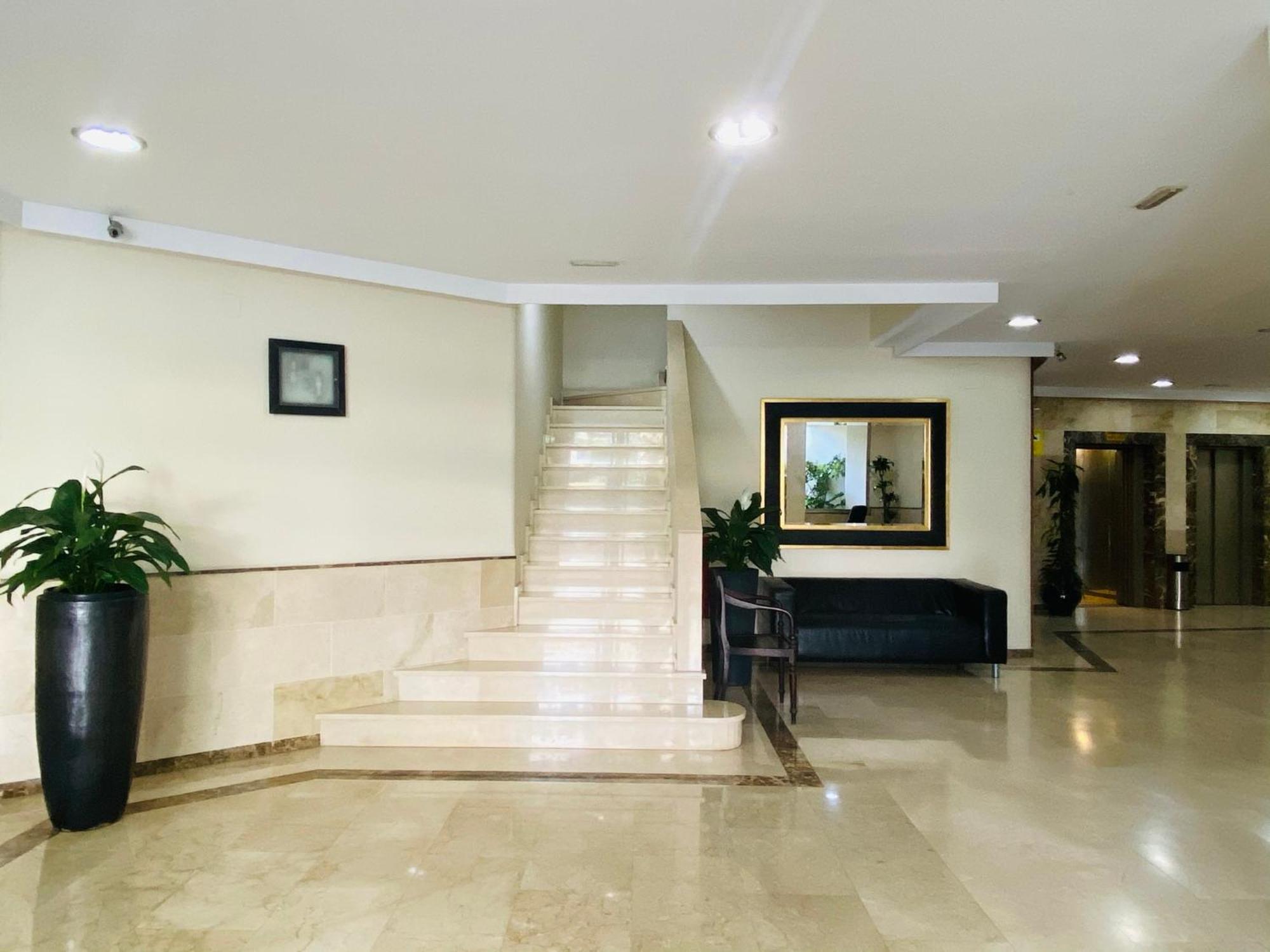 On The First Line Of The Sea With A View And Free Parking * Marbella
