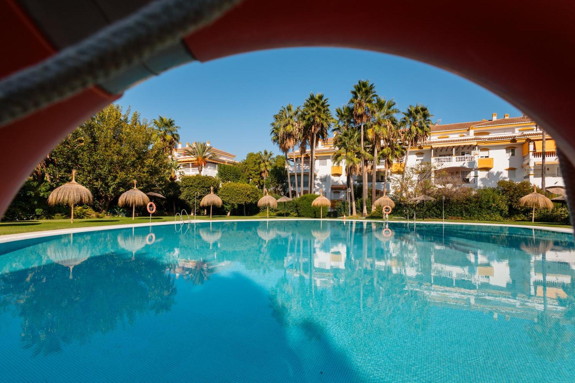 Cozy In Dama De Noche In Puerto Banús Apartamento *