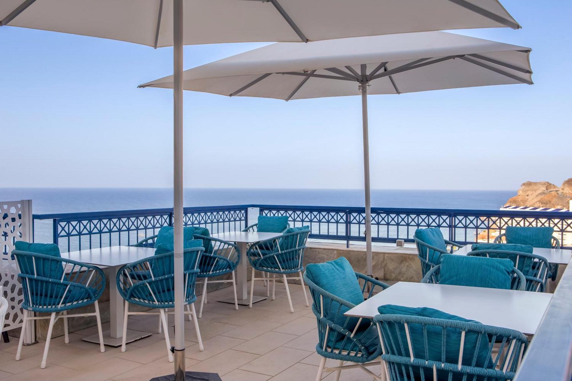 Club Cala Blanca 3*