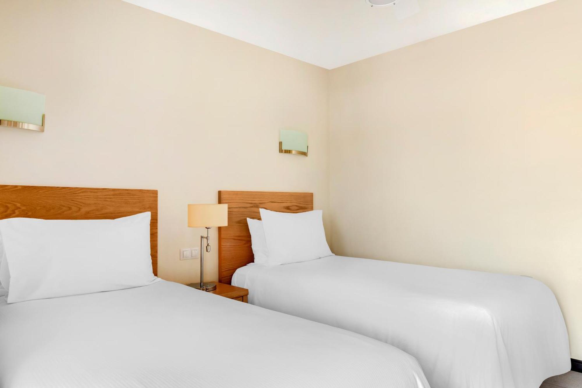 Apartahotel Club Cala Blanca