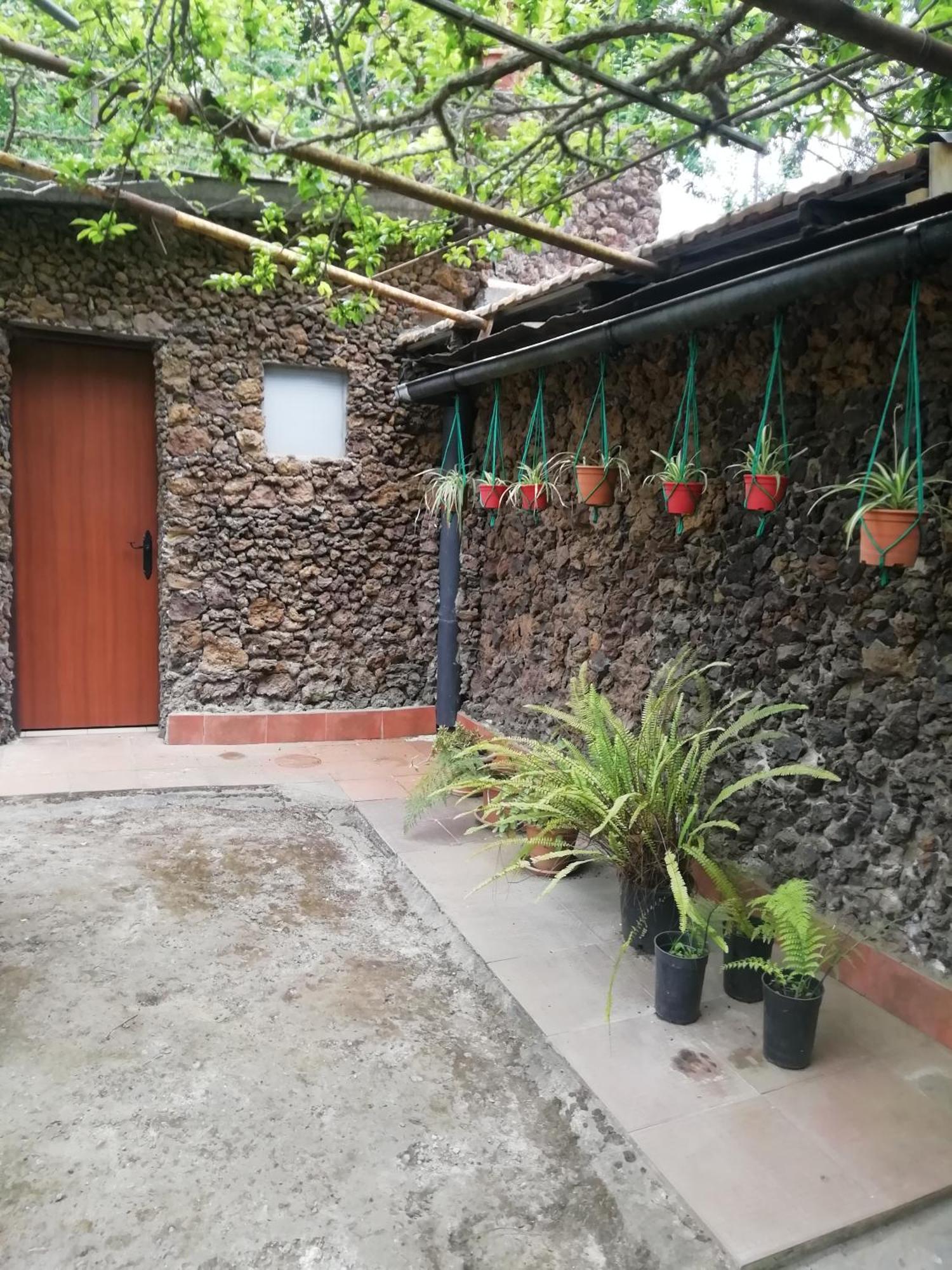 Casa Rustica De Lomo Blanco *