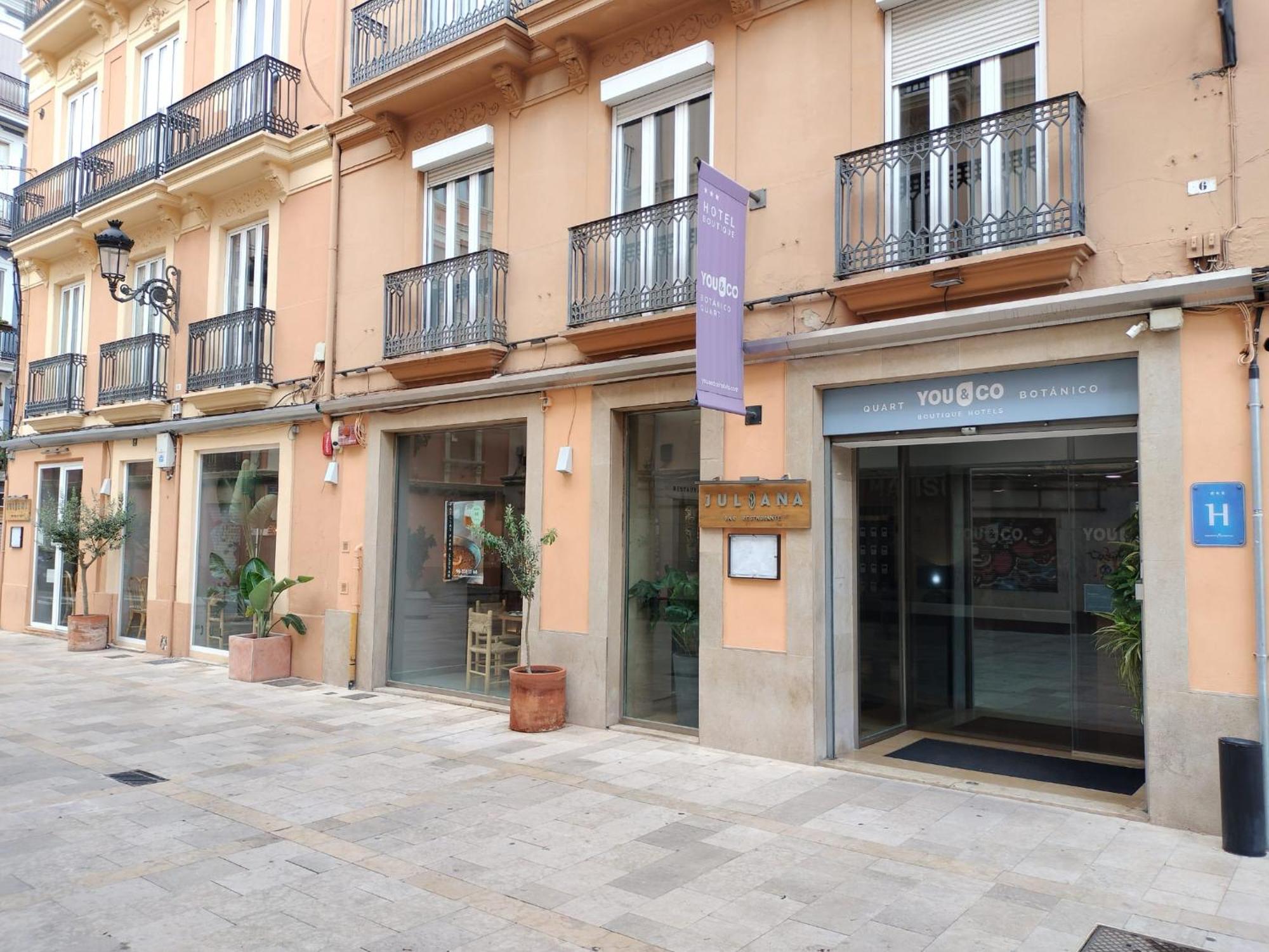 You&co. J. Botánico Boutique