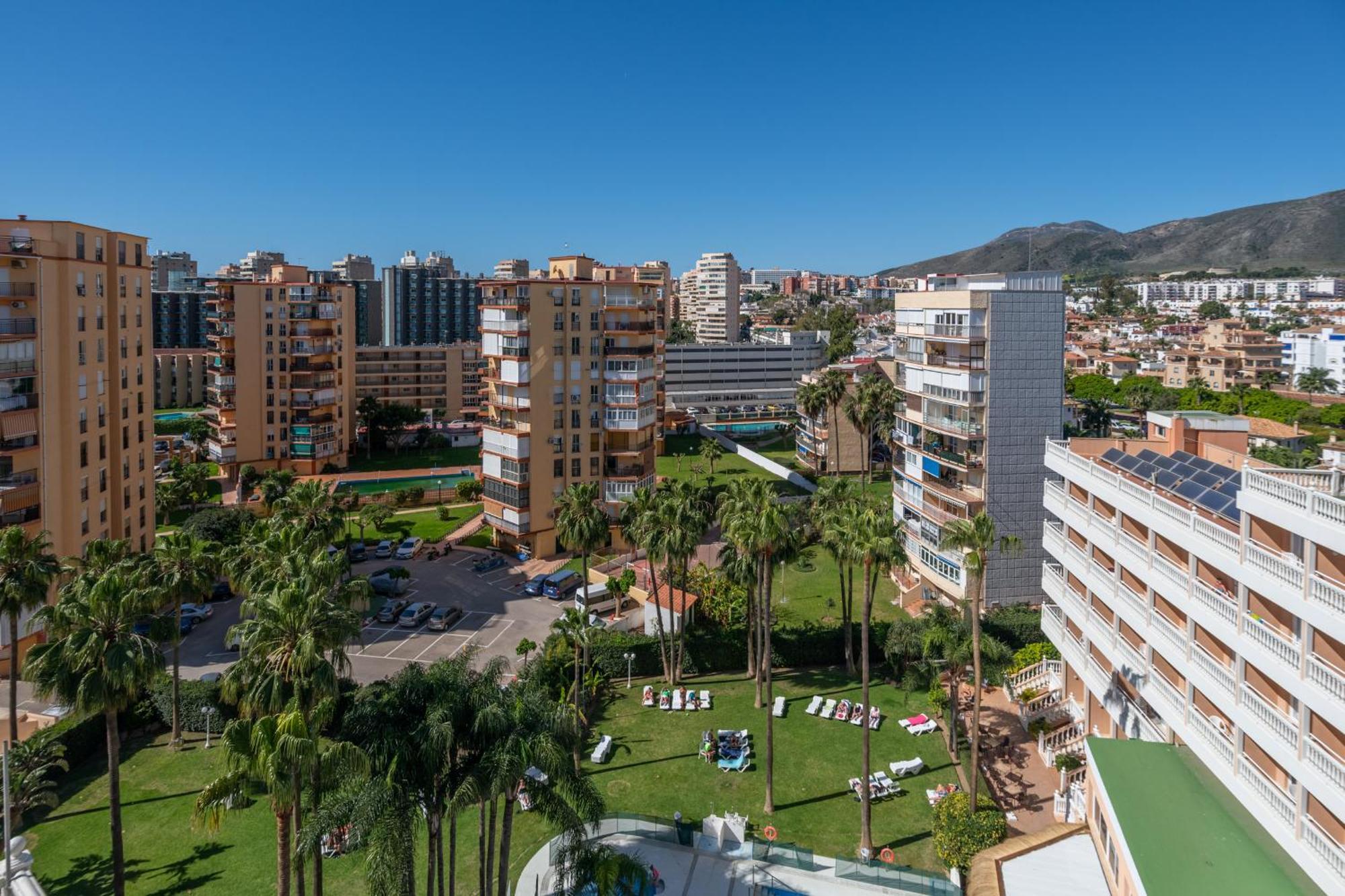 Parasol Garden Hotel