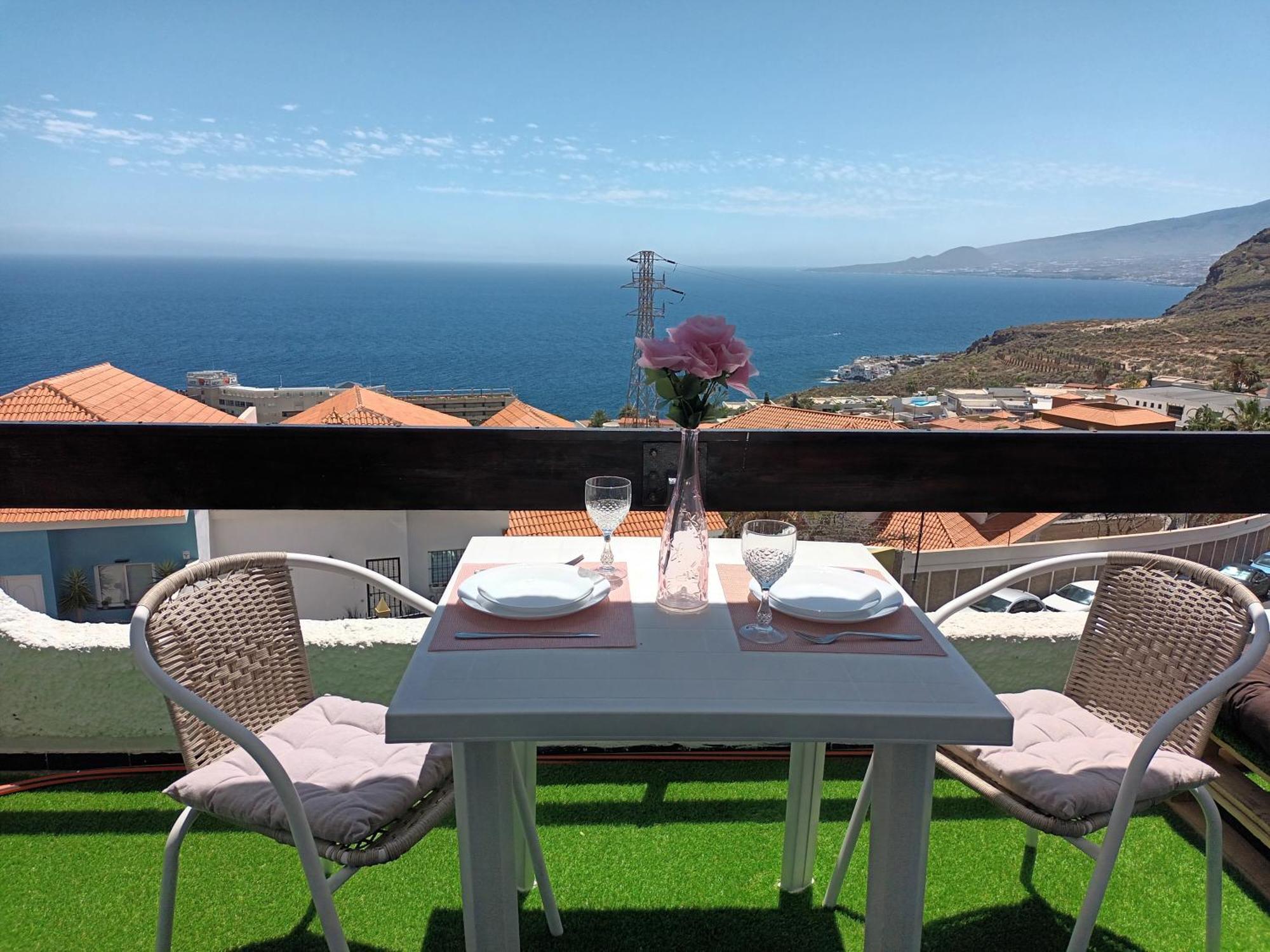 Amejica - With Terrace And Sea View Tabaiba