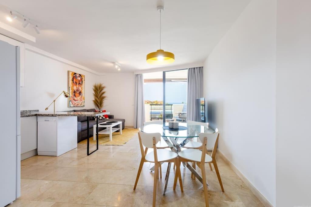 Sunny Ocean View Apartamento *