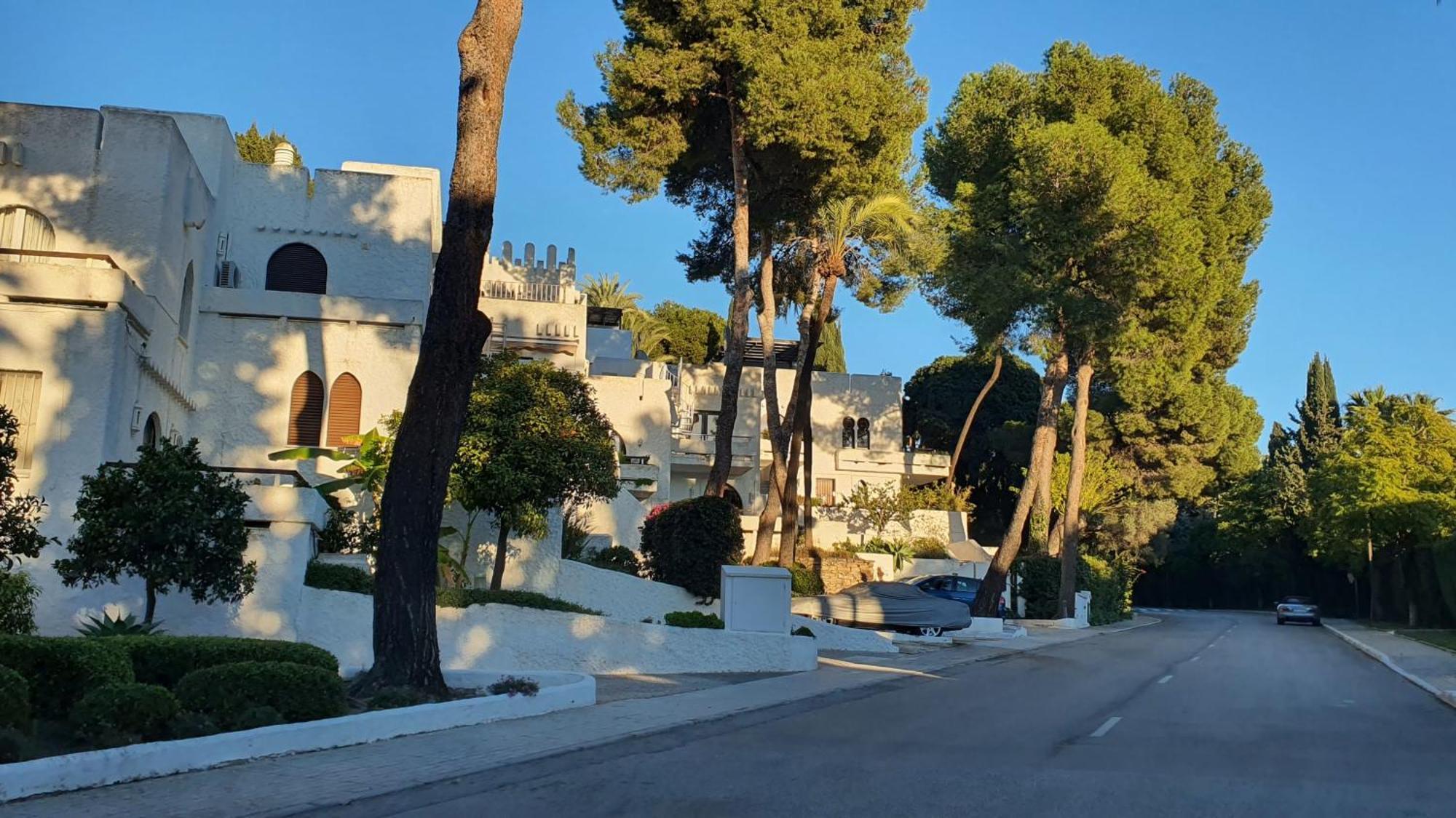 Apartment Village
