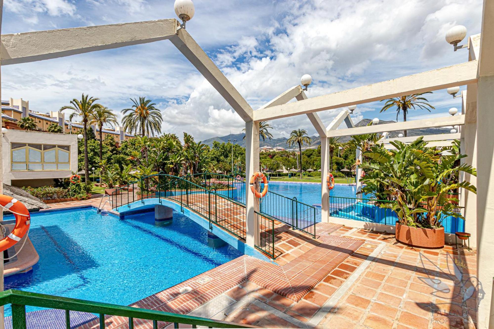 Apartment Benalbeach Sea View 2bdr With Water Park