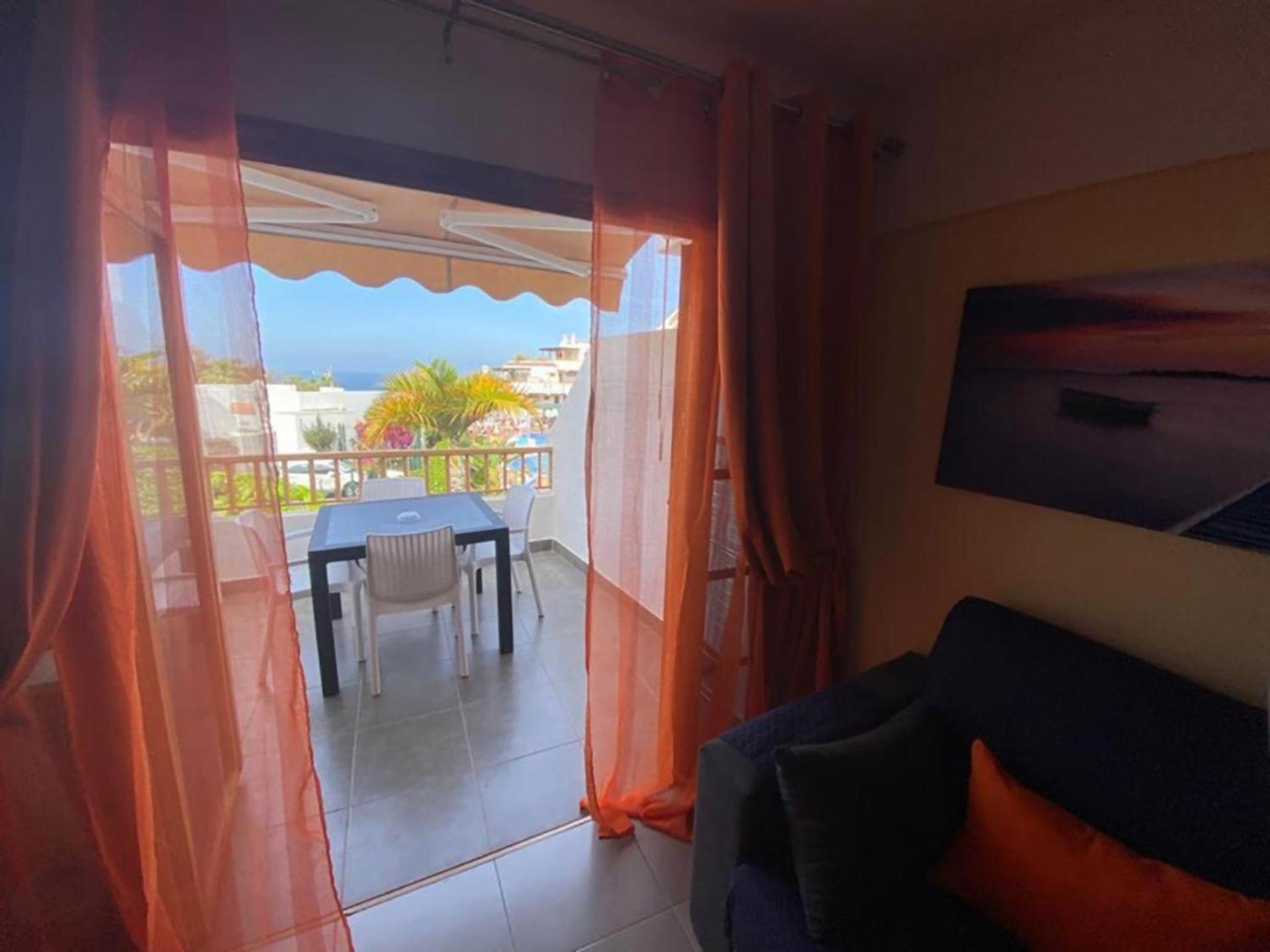 Con Piscina E Vista Mare L102 Apartment