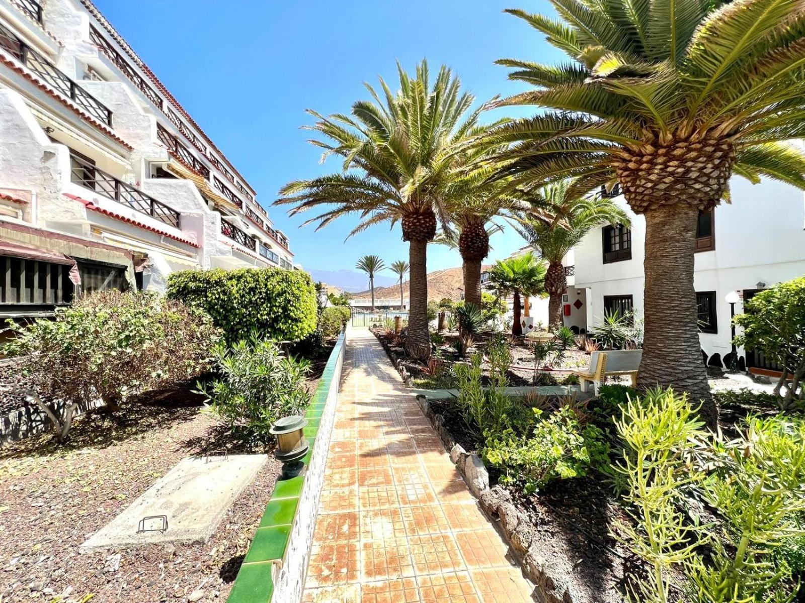 Apartment Lovely With Pool And Wifi *