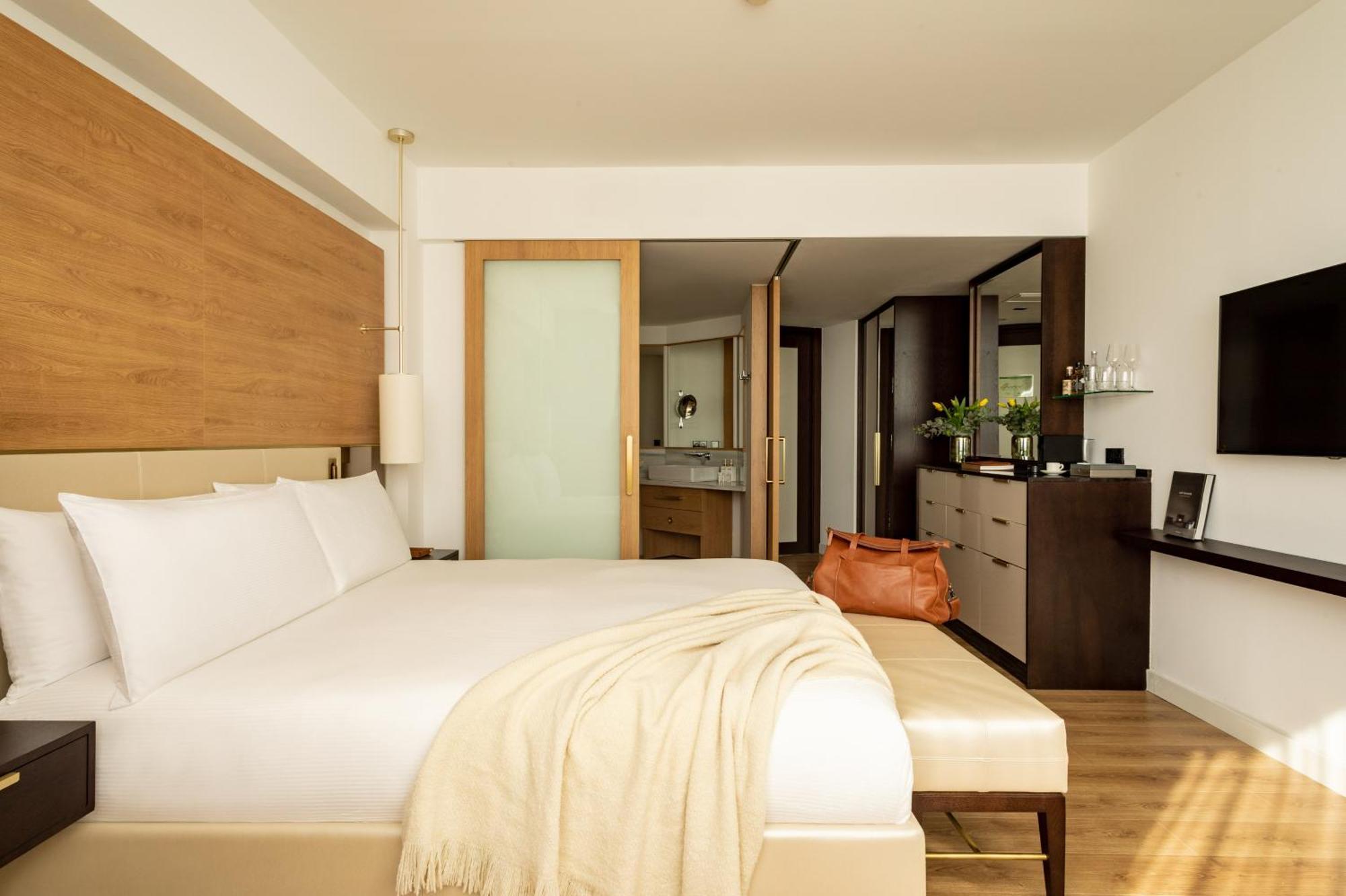 Torre Melina, A Gran Melia Barcelona