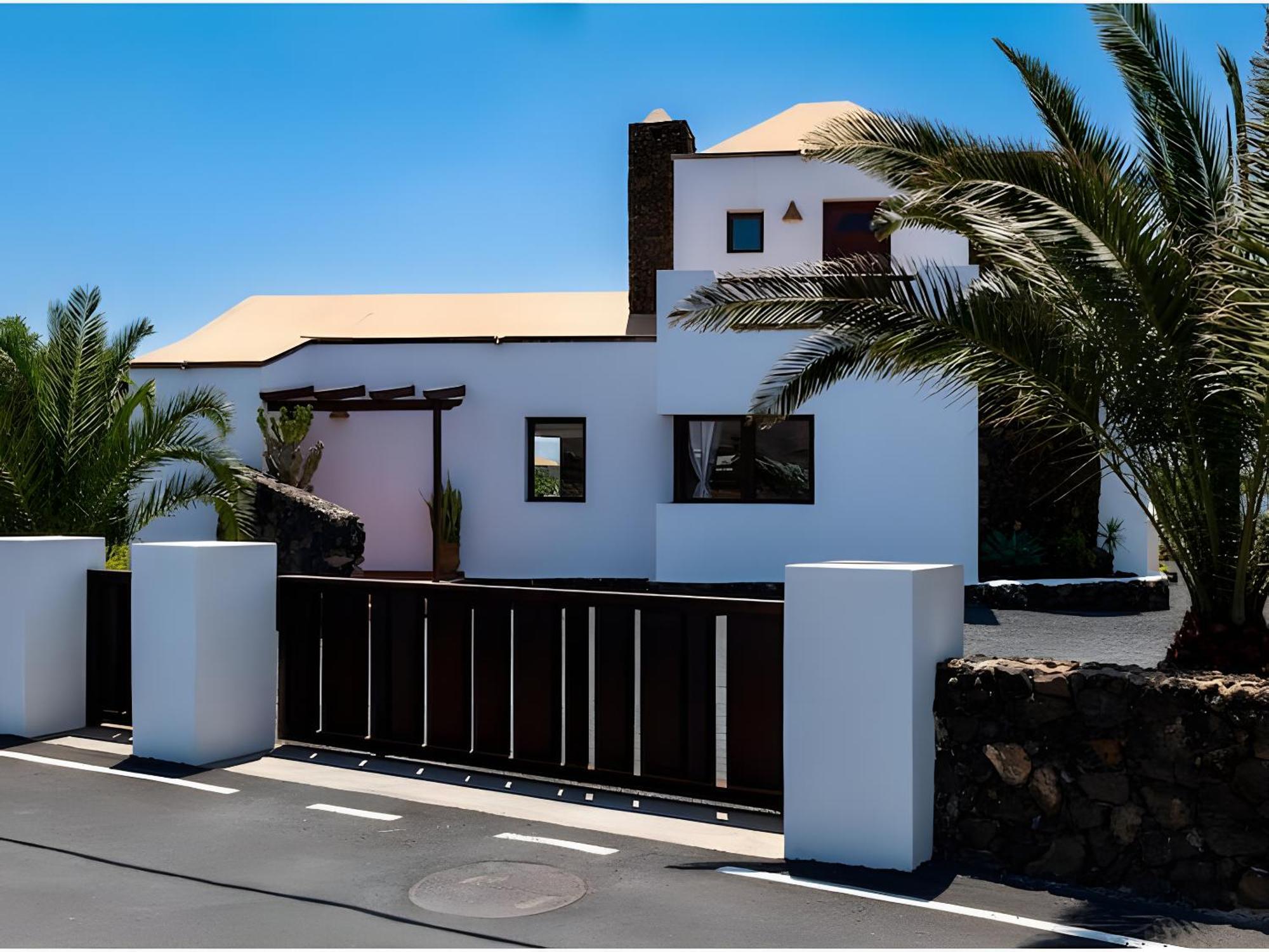Aria Villa *