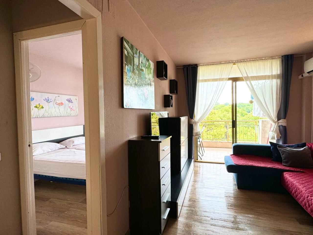 Apartamento Apartsalou Lea