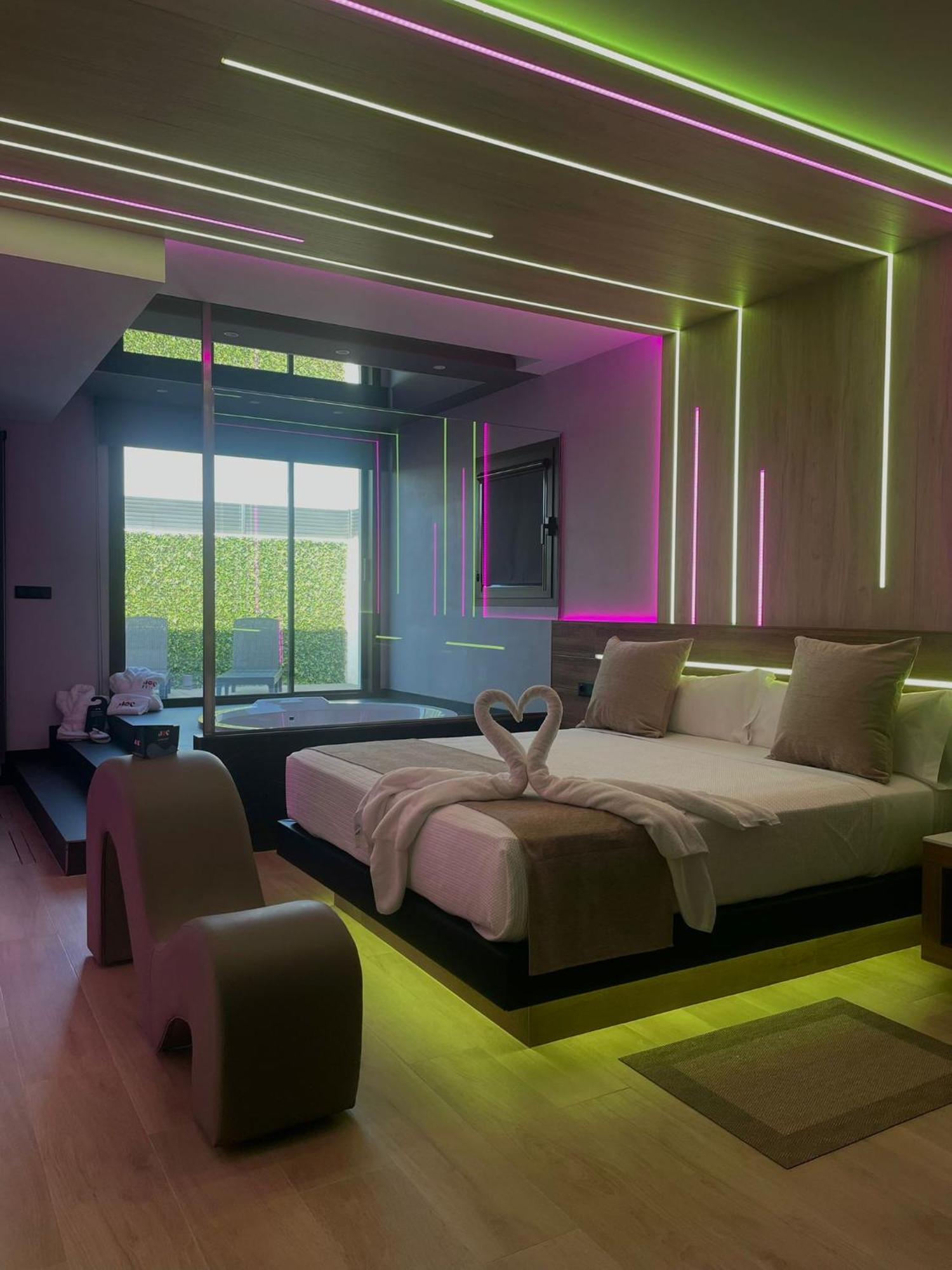 Joc Hotel