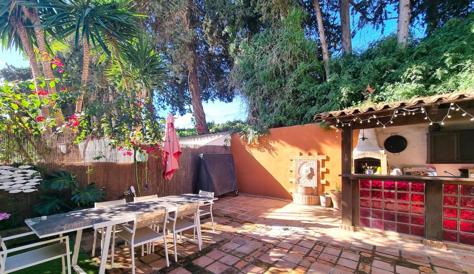 Сasa de vacaciones 4 Bed House With Pool Walk To Puerto Banus Fast Internet Marbella
