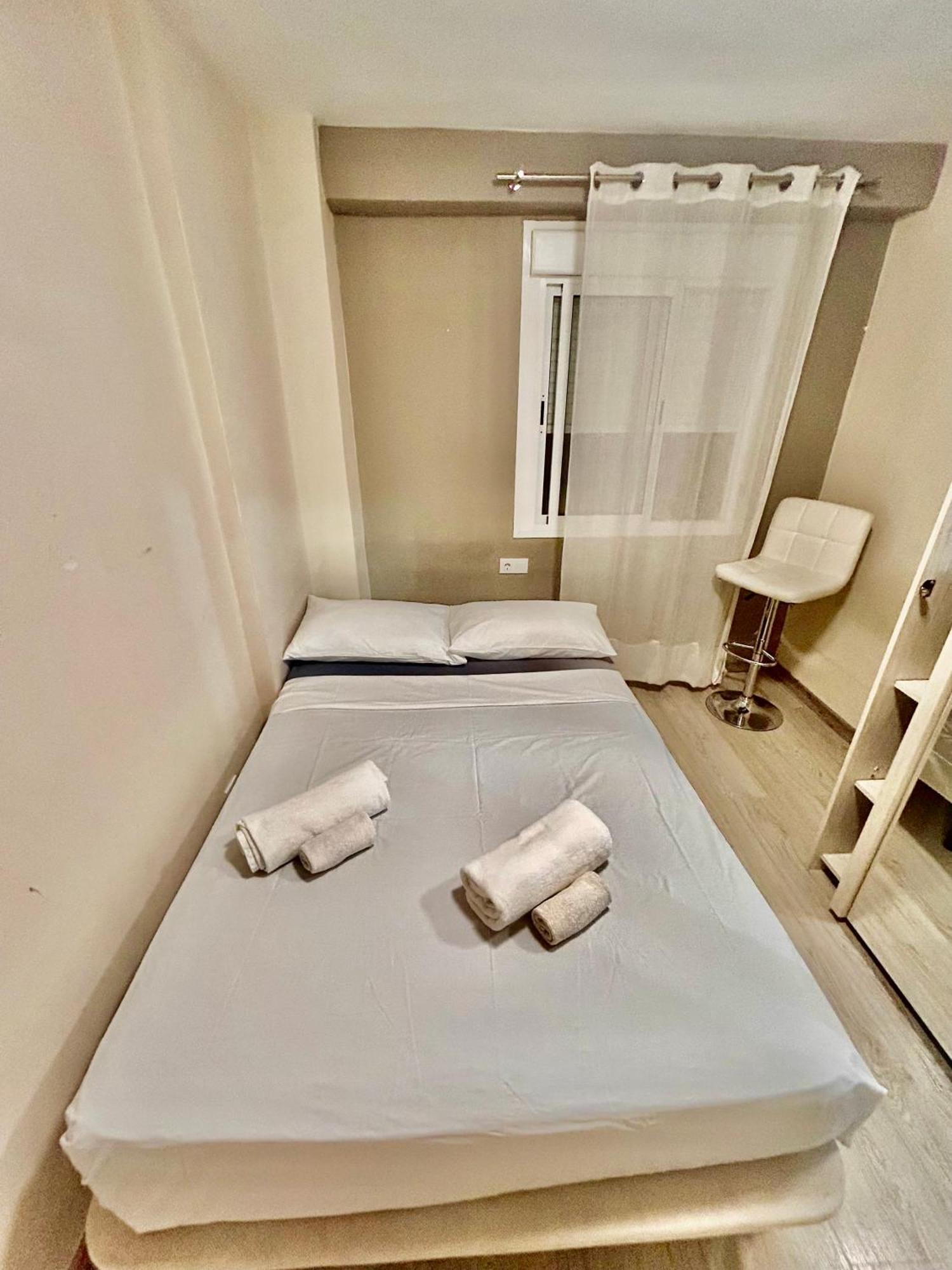 Hostal In Shared *