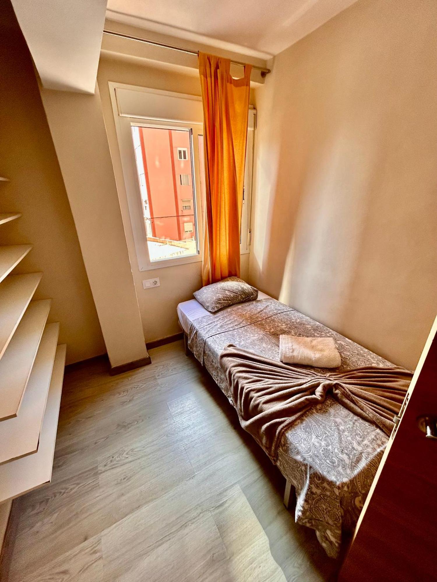 Hostal In Shared Santa Cruz de Tenerife