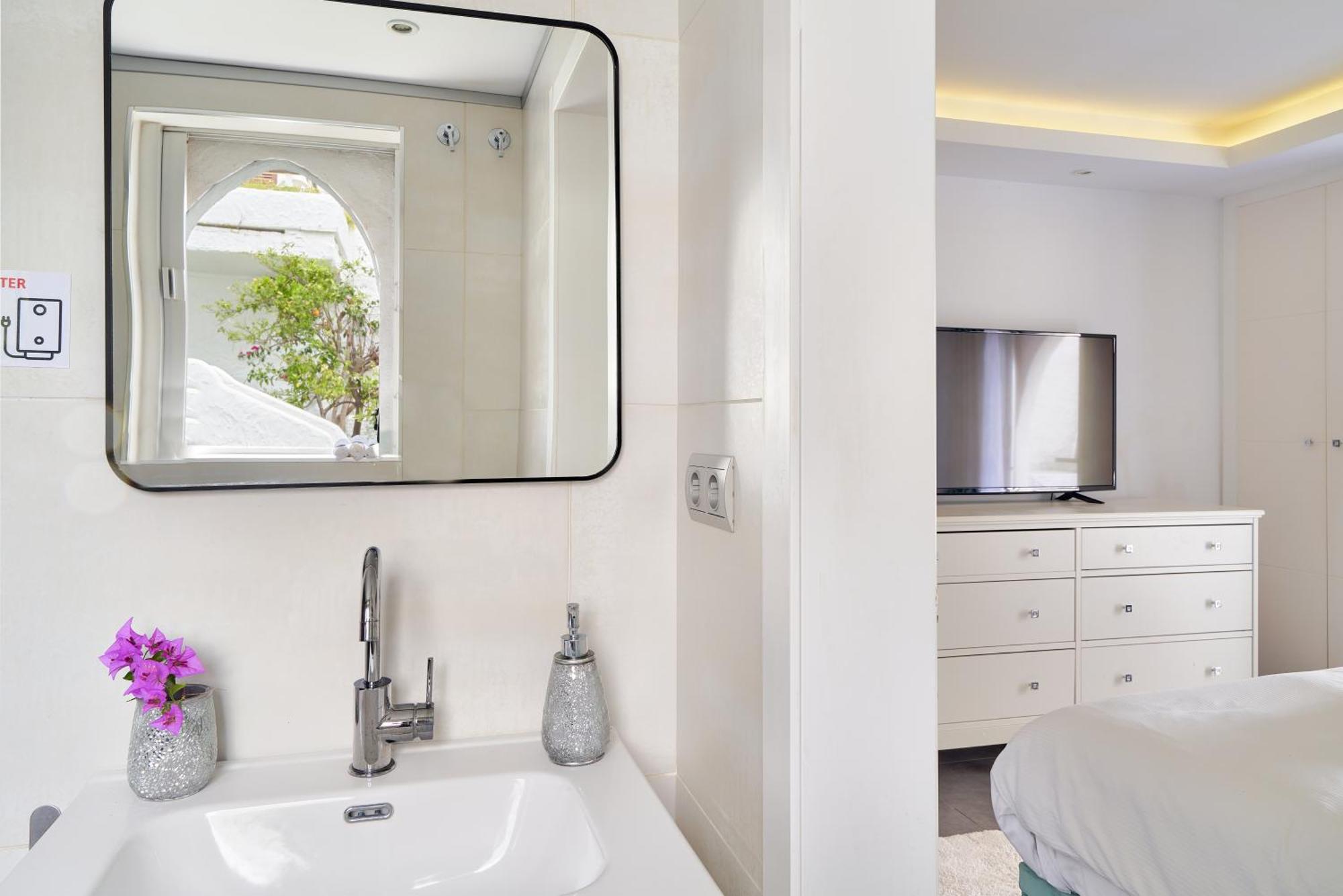 Village Apartment Marbella