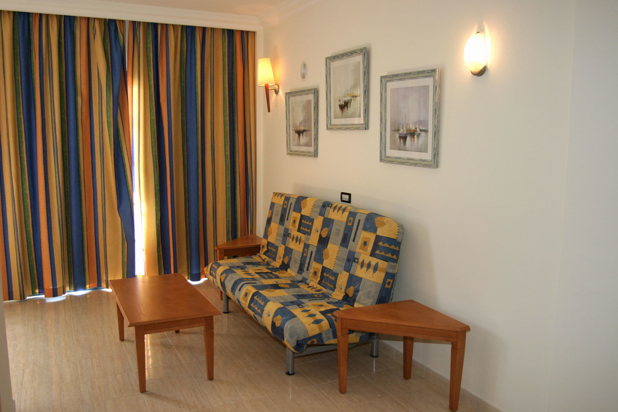 Cordial Marina Blanca Hotel