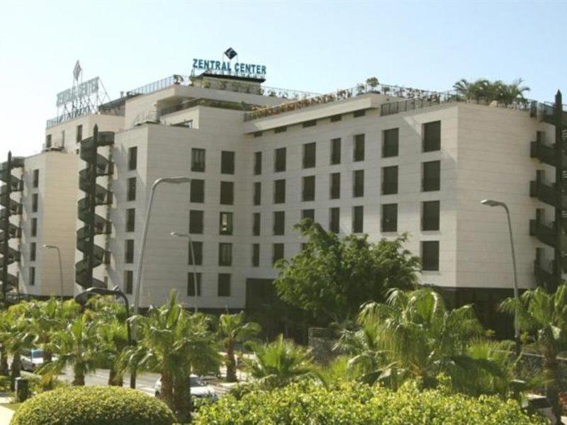 Zentral Center - Adults Only Hotel 4*