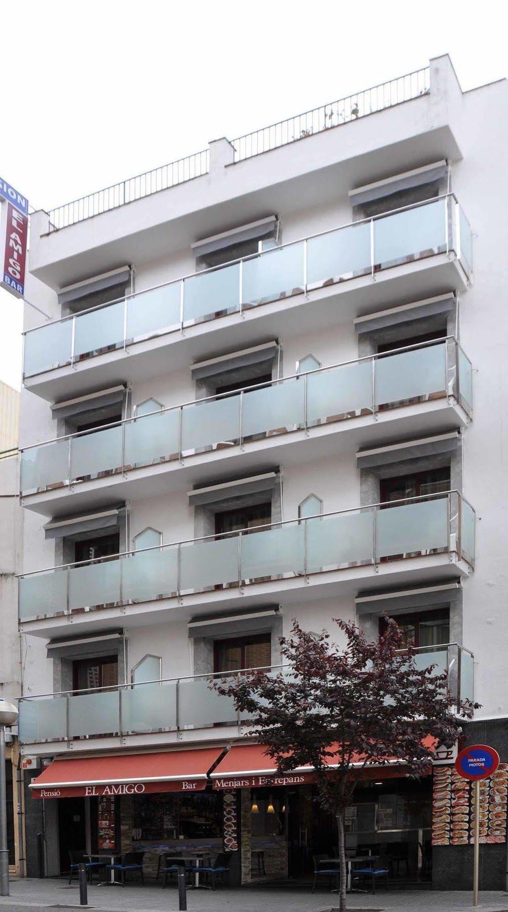 - El Amigo Guest house