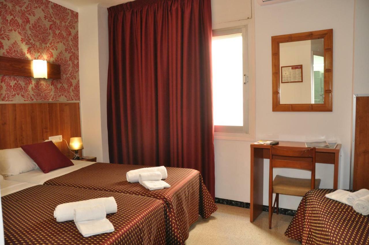 - El Amigo Guest house Lloret de Mar