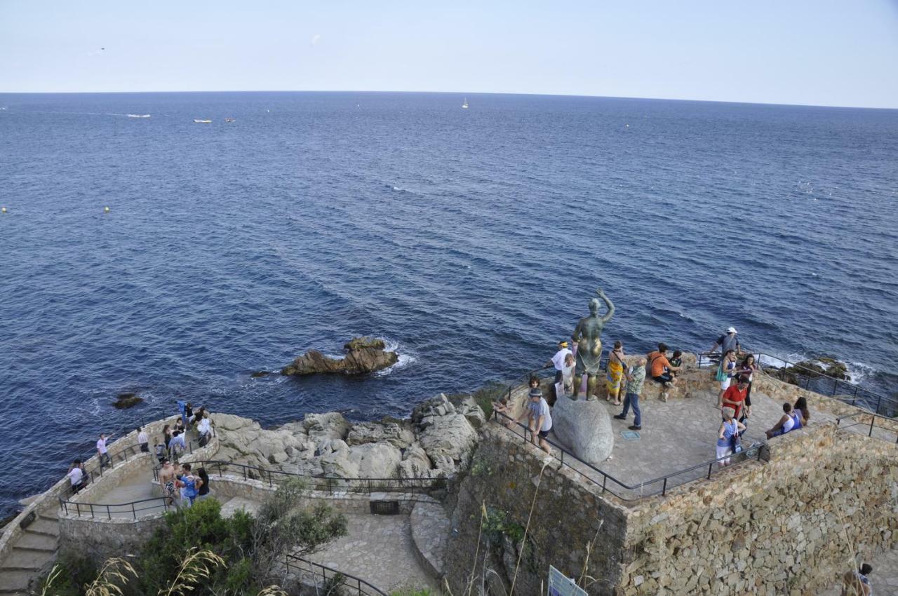 - El Amigo Guest house Lloret de Mar