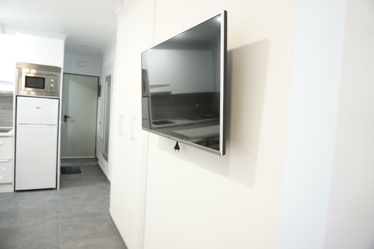 Apartment Black & White Canteras