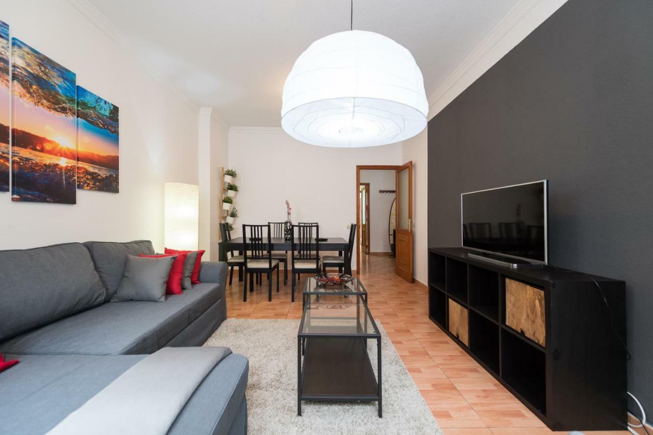 Vivienda Miguel Rosas Apartment *