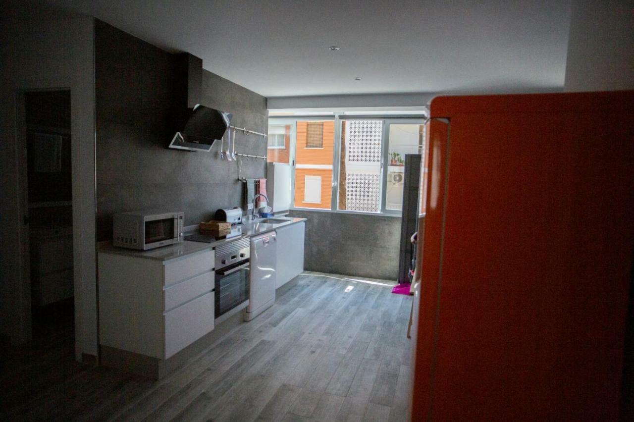 Piso De Diseno A 5 Min Andando De La Playa Apartment *