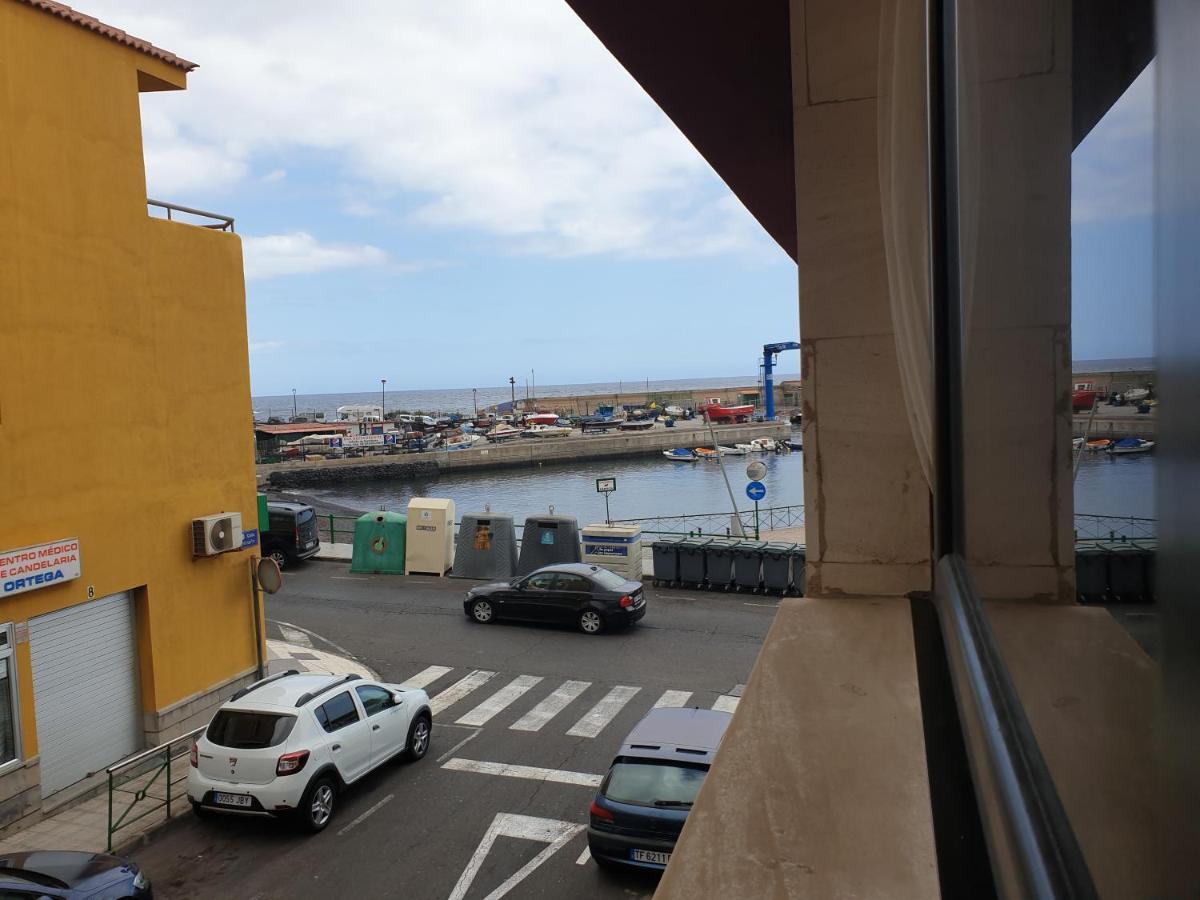 Frente Al Puerto De A 20 Metros De La Playa.