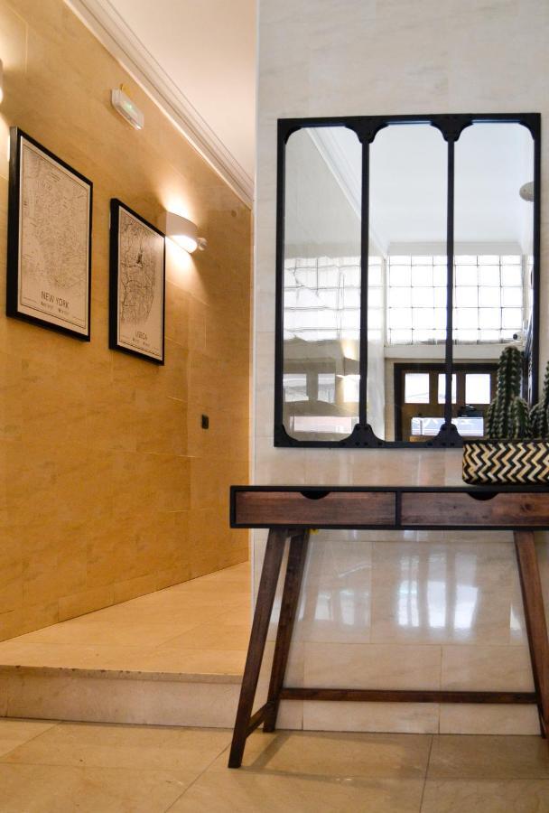 Apartment Center Nearby The +3bed +2bath +wifi *