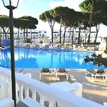 Casa Soleada - Fabulous Private Holiday Villa, Sunny Corner by Pools, 3 Terraces