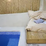 Ronda Center Apartments With Pool
