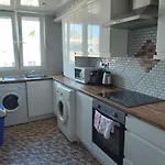 La Ancora Beach Apartment