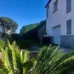 Villa Pintoresca Habitacion, Spa Piscina Climatizado Y Sauna
