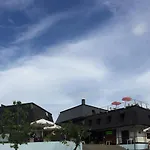 Abaraxka Hostel Disfruta La Via Verde Del Urola Hasta La Playa - Naturaleza Montanas Y Riqueza Cultural