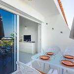 Sea view Los Cristianos Pool Modern Apartment PoolBar