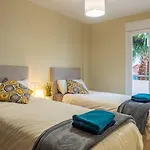 Villa Rosa Luxury Private Large Villa To Rent