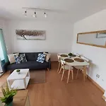 Charming Apartment With Mountain View In Francas 45M²