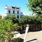 Alameda Square Apartment