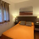 Apartamento con doble entrada y piscina compartida en el Palmar
