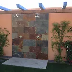 Estudio Para Pareja Con Jardincito Privado Barbaco