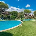Apartamento JARDIN REY COLAU con piscinas y vistas al mar, 100m de la playa Cala Marsal
