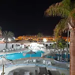 Castillo Holiday Apartment- Puerta Del Sol 245