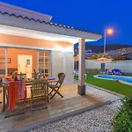Villa Aloe con piscina climatizada, Playa Fañabe, Costa Adeje