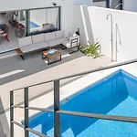 Casa Navio - Playa A 5 Min Y Piscina Privada