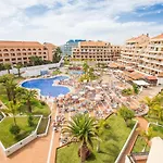 Two bedroom apartment in beachfront complex with pool in Playa de Las Américas.