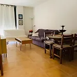 Torredembarra Centro, Bonito Piso Con Piscina Comunitaria Y Parking, A Pocos Minutos De La Playa