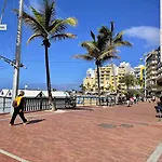Modern Loft With Terrace In Pedestrian Street Next To Las Canteras